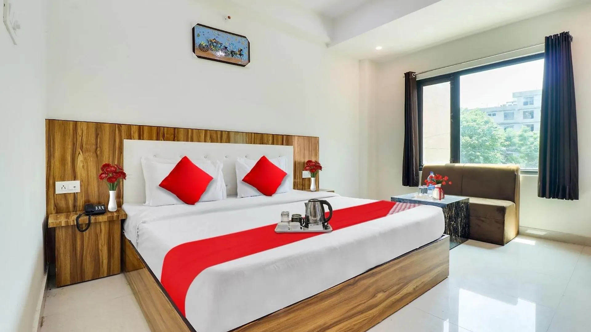 Hotel O Lotus Inn New Delhi