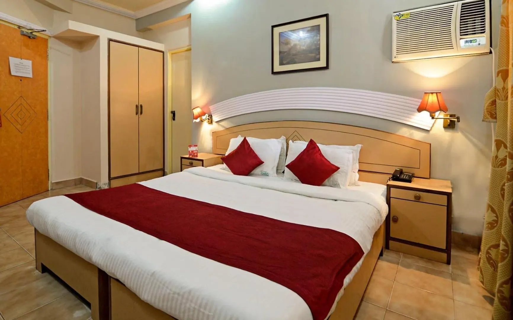 Hotel O Lotus Inn New Delhi