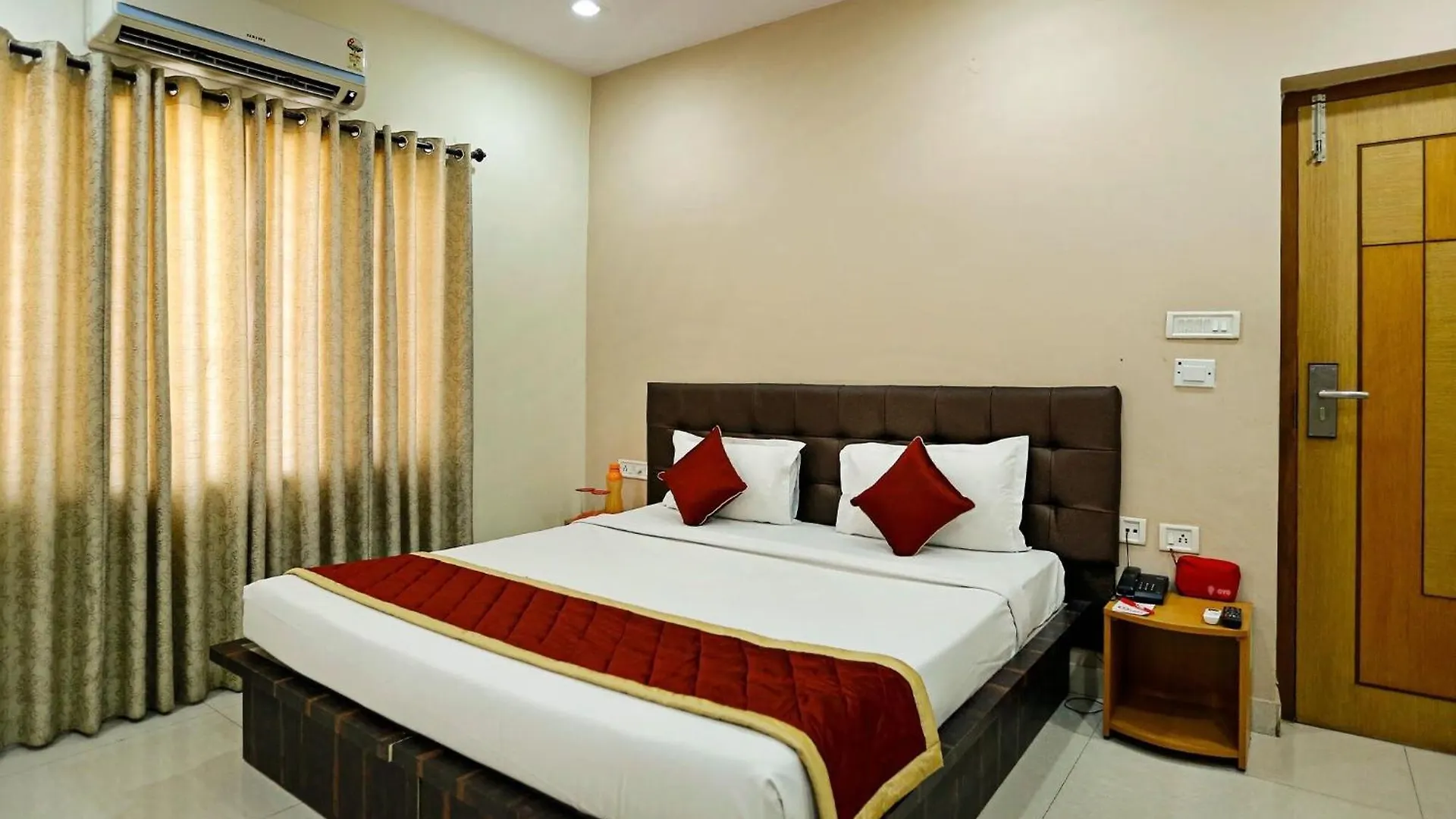 Hotel O Lotus Inn New Delhi